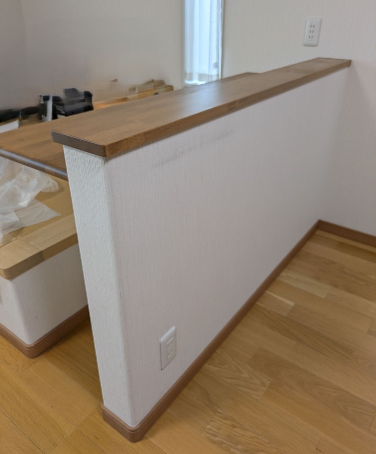 カウンター撤去工事